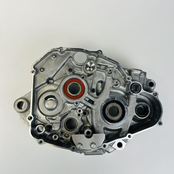 Carter moteur central droit 450 CRF 2019 - 2025 – Image 3
