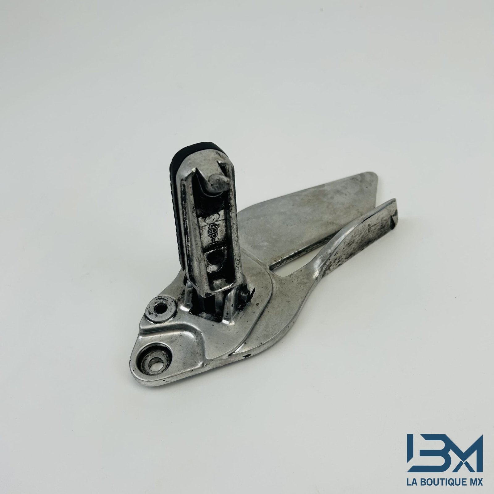 Support de cale pied avant gauche xj 900 s diversion 1996 - 2002 – Image 2